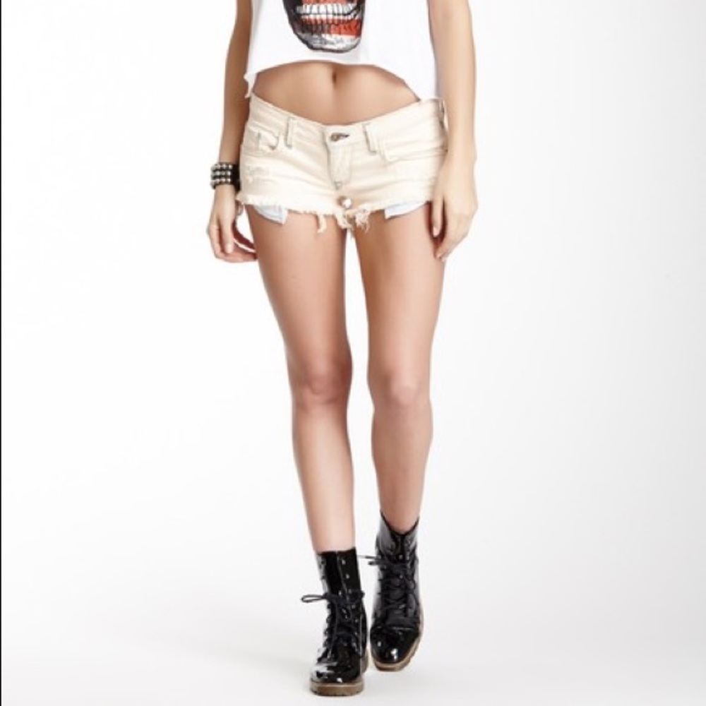 🦊wildfox friday night overdyed short ghost nude🦊